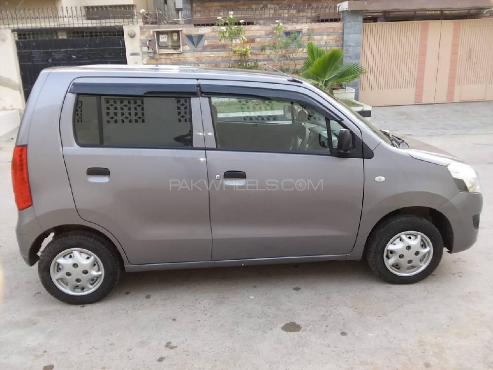 Suzuki Wagon R 2017 for Sale in Karachi Suzuki Wagon R 2017 for Sale in Karachi Image-3
