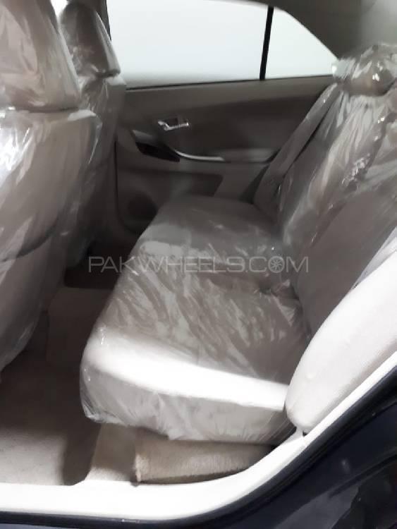 Toyota Premio 2011 for Sale in Karachi Toyota Premio 2011 for Sale in Karachi Image-12