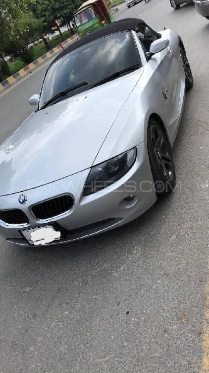 BMW Z4 2004 for Sale in Faisalabad Image-1