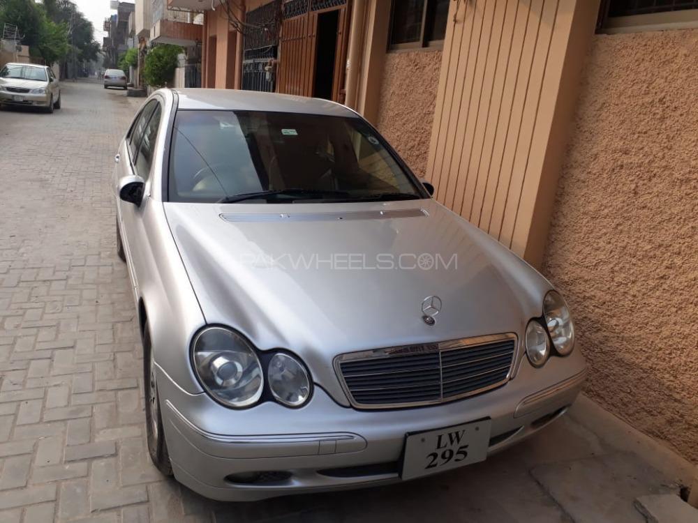 Mercedes Benz C Class 2002 for Sale in Sargodha Image-1