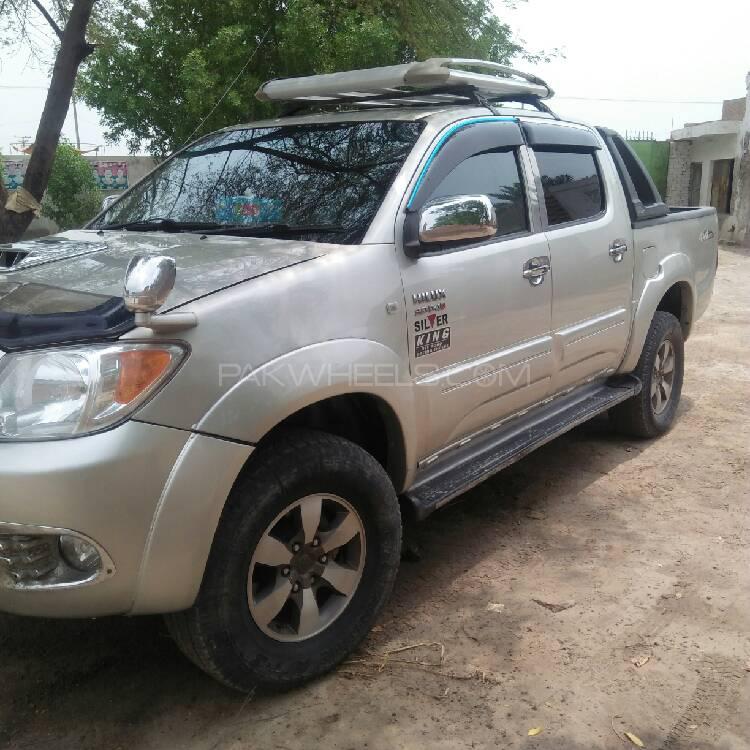 Toyota Hilux 2005 for Sale in Rajanpur Image-1