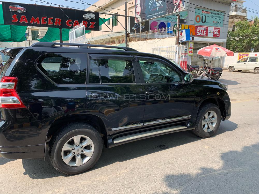 Toyota Prado 2013 for Sale in Lahore Toyota Prado 2013 for Sale in Lahore Image-4