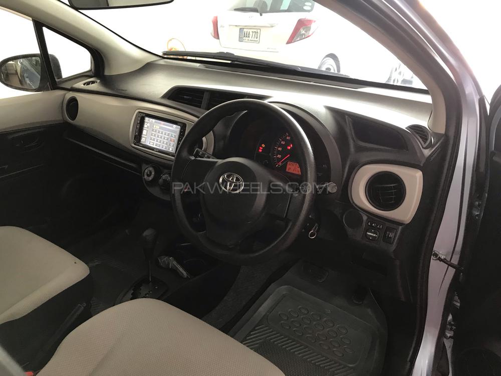 Toyota Vitz 2012 for Sale in Multan Toyota Vitz 2012 for Sale in Multan Image-7