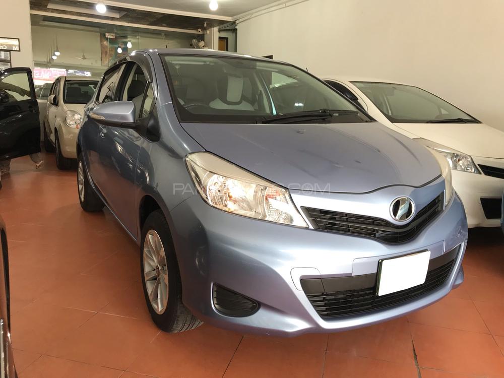 Toyota Vitz 2012 for Sale in Multan Toyota Vitz 2012 for Sale in Multan Image-2