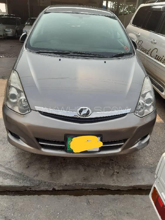 Toyota Wish 2010 for Sale in Lahore Image-1