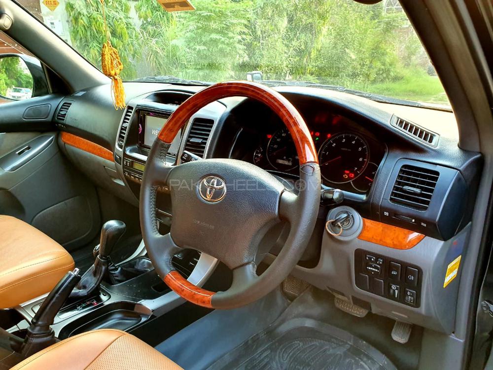 Toyota Prado 2006 for Sale in Lahore Toyota Prado 2006 for Sale in Lahore Image-9