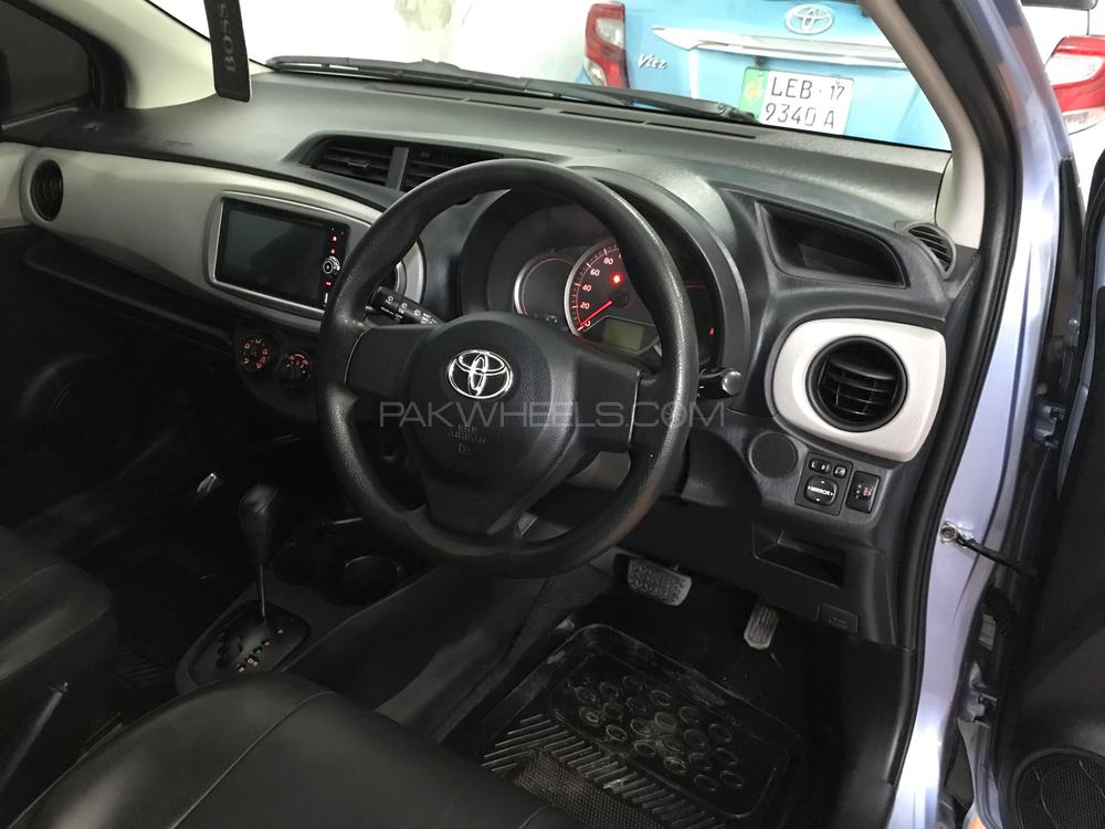 Toyota Vitz 2013 for Sale in Multan Toyota Vitz 2013 for Sale in Multan Image-8