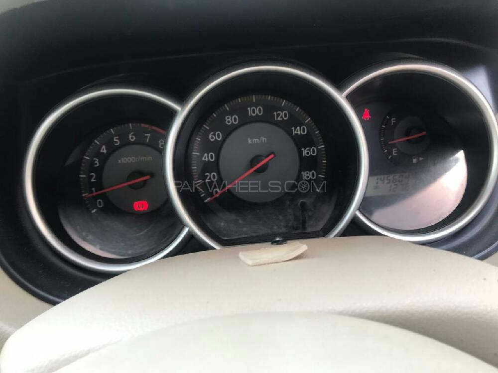 Nissan Tiida 2007 for Sale in Karachi Nissan Tiida 2007 for Sale in Karachi Image-10