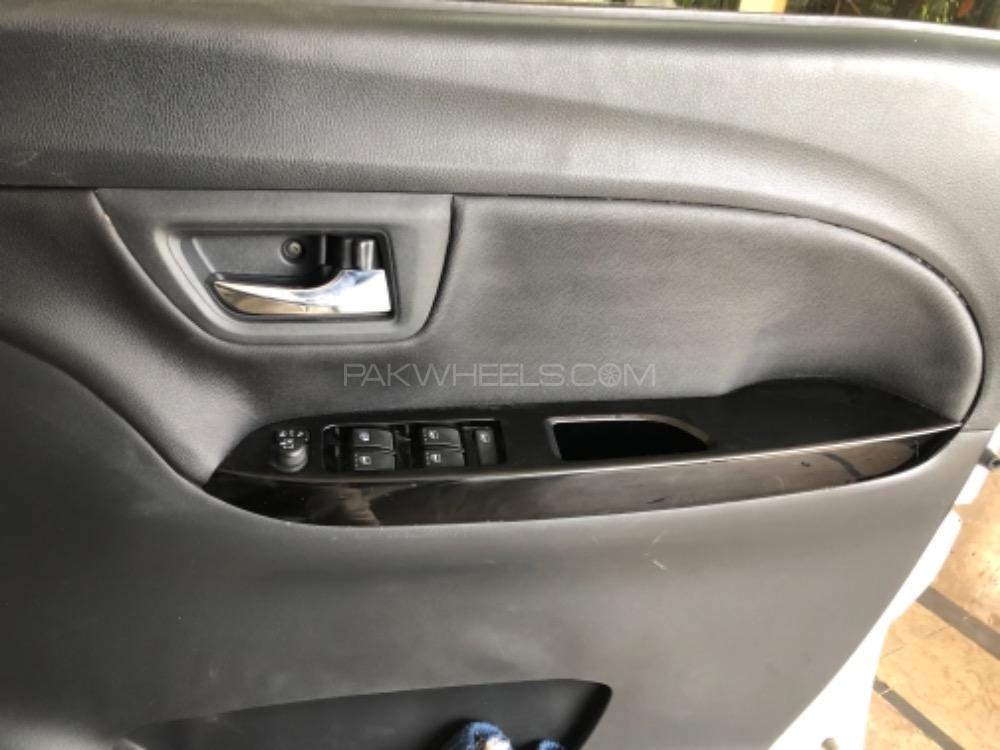 Daihatsu Cast 2016 for Sale in Lahore Daihatsu Cast 2016 for Sale in Lahore Image-6