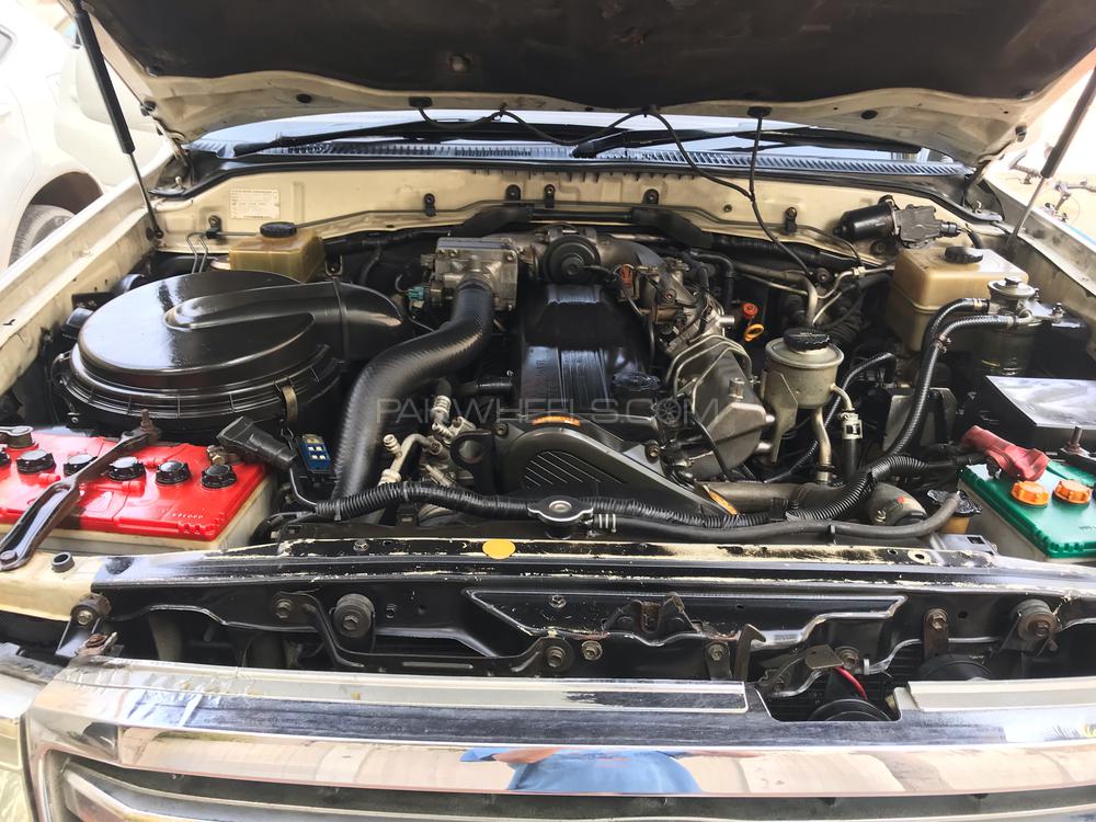 Toyota Land Cruiser 1998 for Sale in Karachi Toyota Land Cruiser 1998 for Sale in Karachi Image-6