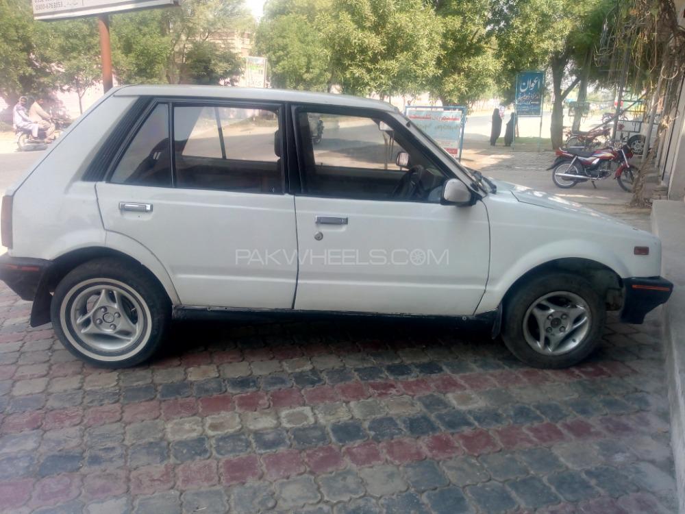 Daihatsu Charade 1983 for Sale in Layyah Image-1