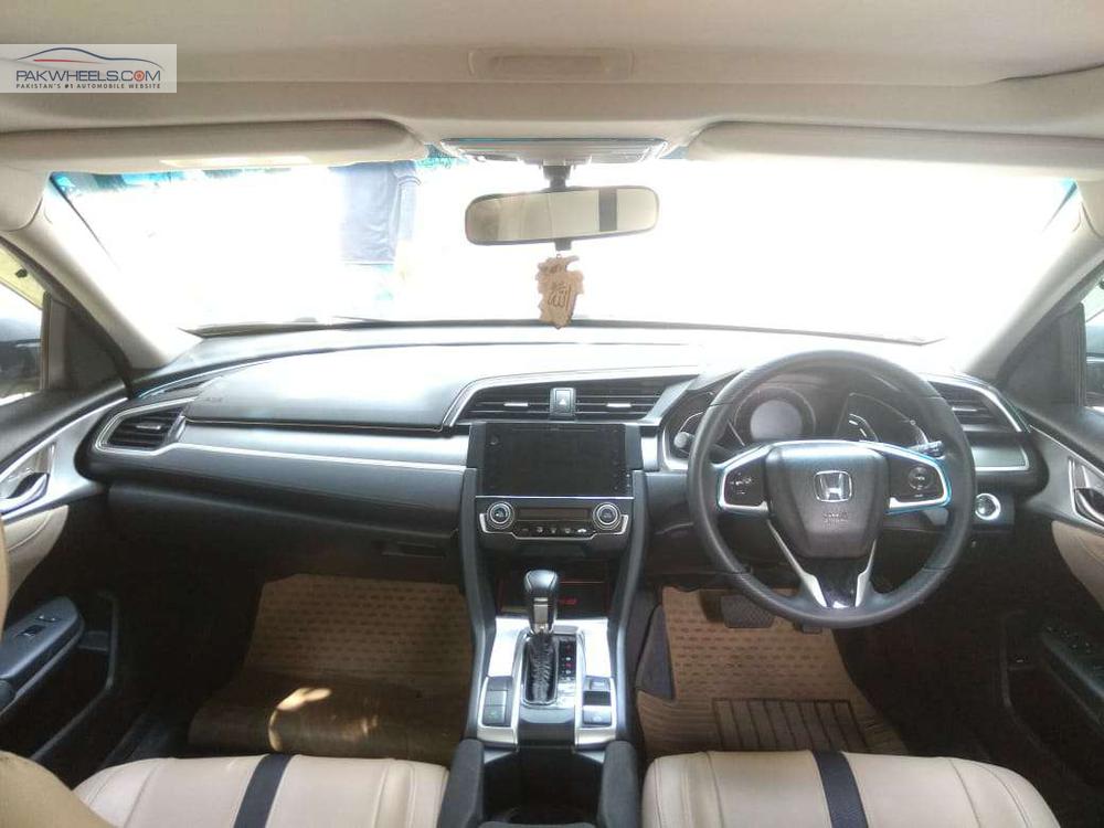 Honda Civic 2017 for Sale in Lahore Honda Civic 2017 for Sale in Lahore Image-11