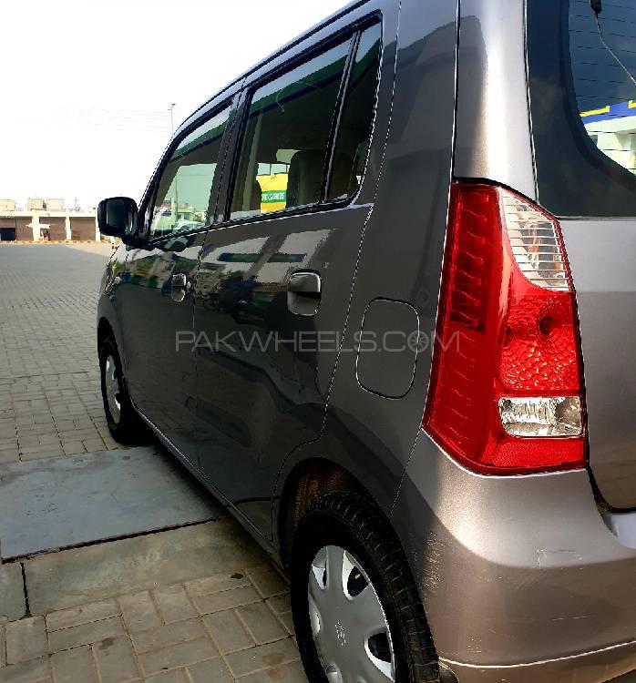 Suzuki Wagon R 2017 for Sale in Lahore Suzuki Wagon R 2017 for Sale in Lahore Image-11