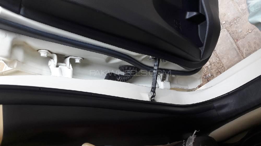 Toyota Corolla 2019 for Sale in Khanewal Toyota Corolla 2019 for Sale in Khanewal Image-4