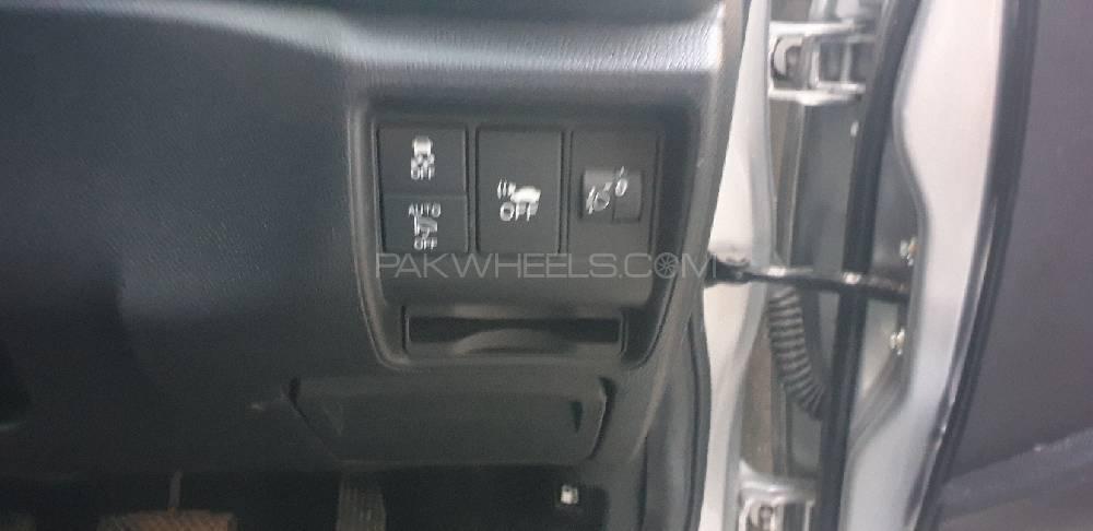 Honda Grace Hybrid 2015 for Sale in Karachi Honda Grace Hybrid 2015 for Sale in Karachi Image-20