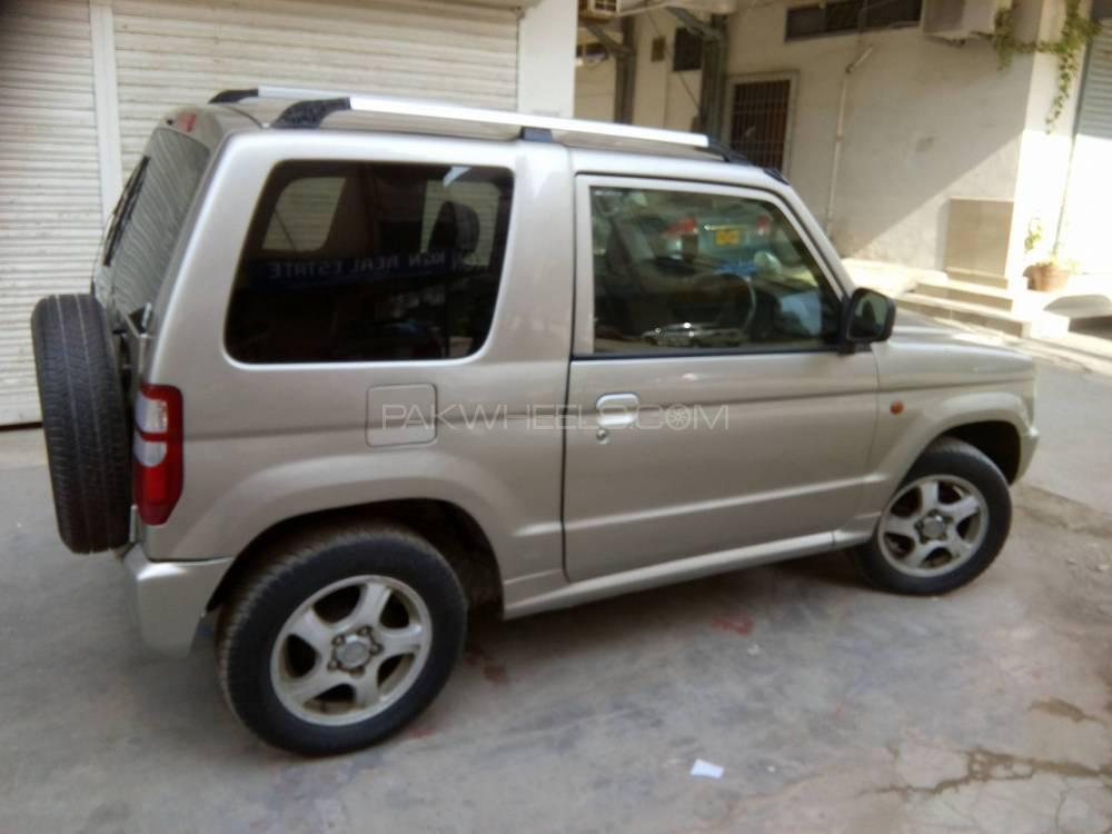 Mitsubishi Pajero Mini 2004 for Sale in Karachi Mitsubishi Pajero Mini 2004 for Sale in Karachi Image-5