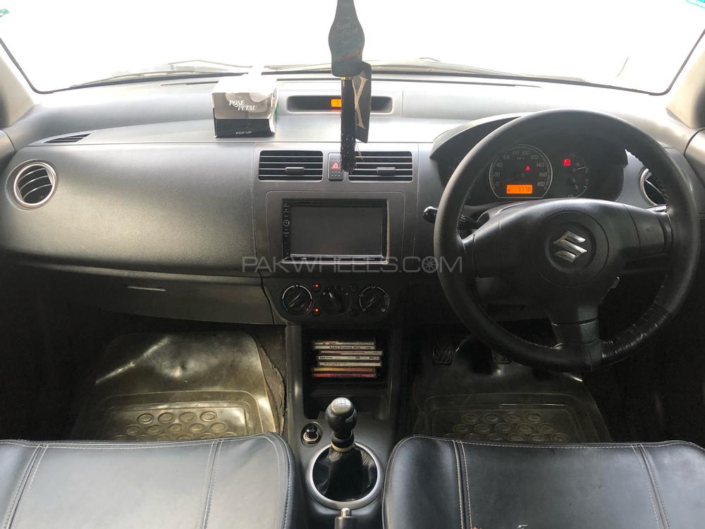 Suzuki Swift 2010 for Sale in Karachi Suzuki Swift 2010 for Sale in Karachi Image-8