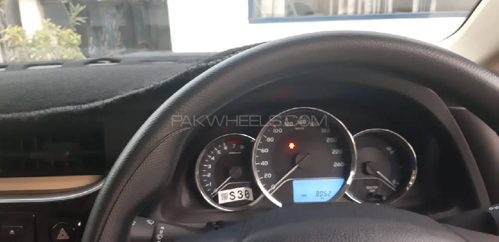 Toyota Corolla 2018 for Sale in Pak pattan sharif Toyota Corolla 2018 for Sale in Pak pattan sharif Image-4
