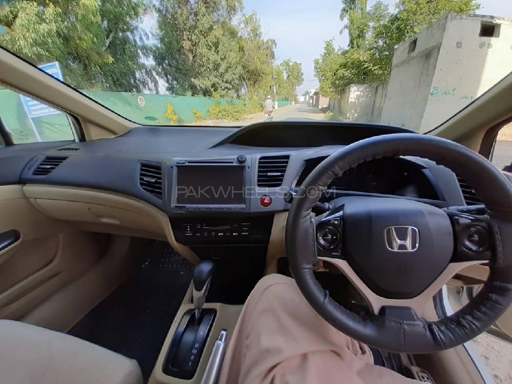 Honda Civic 2013 for Sale in Peshawar Honda Civic 2013 for Sale in Peshawar Image-9