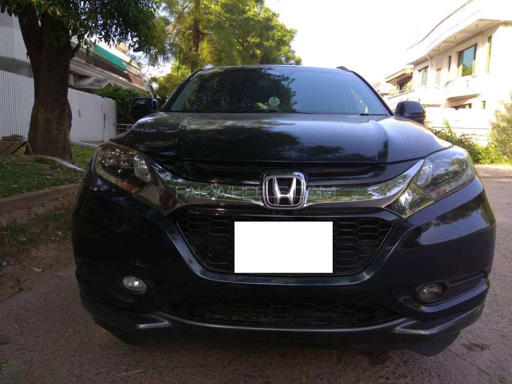 Honda Vezel 2017 for Sale in Islamabad Honda Vezel 2017 for Sale in Islamabad Image-2