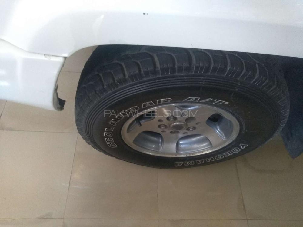 Jeep Cherokee 1996 for Sale in Multan Jeep Cherokee 1996 for Sale in Multan Image-4