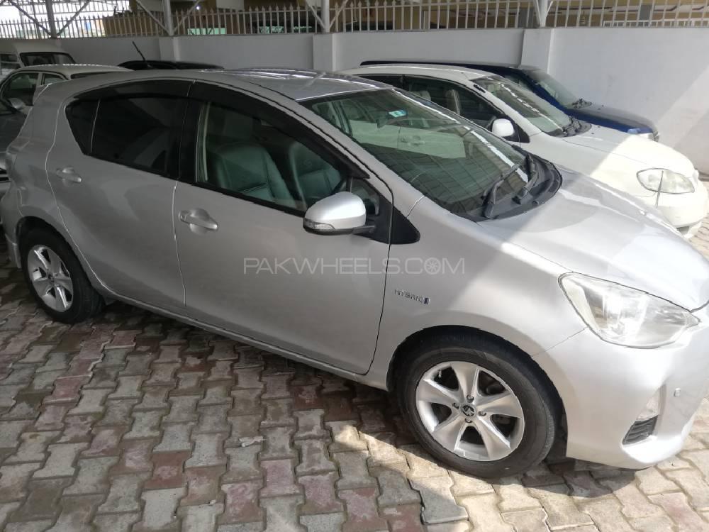 Toyota Aqua 2014 for Sale in Peshawar Toyota Aqua 2014 for Sale in Peshawar Image-4