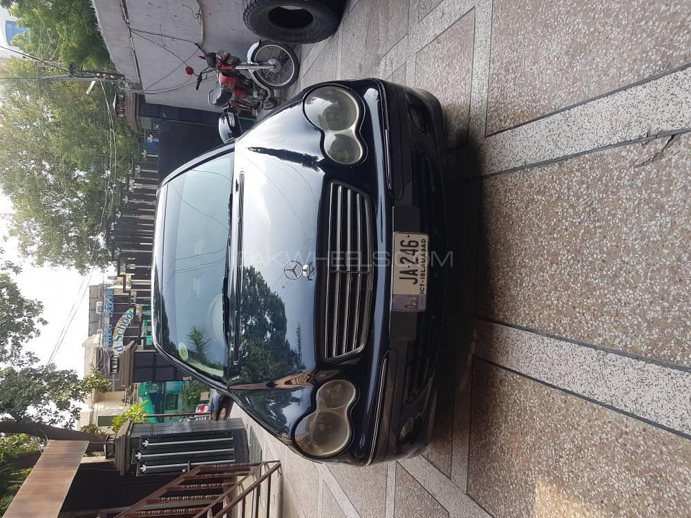 Mercedes Benz C Class 2005 for Sale in Lahore Mercedes Benz C Class 2005 for Sale in Lahore Image-16