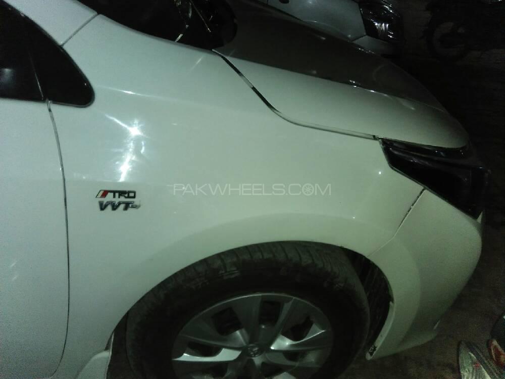 Toyota Corolla 2017 for Sale in Lahore Toyota Corolla 2017 for Sale in Lahore Image-12