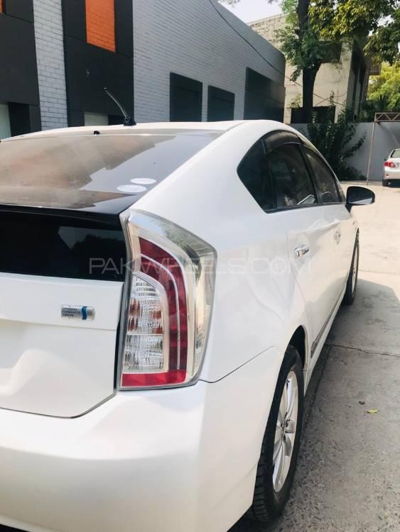 Toyota Prius 2012 for Sale in Peshawar Toyota Prius 2012 for Sale in Peshawar Image-14