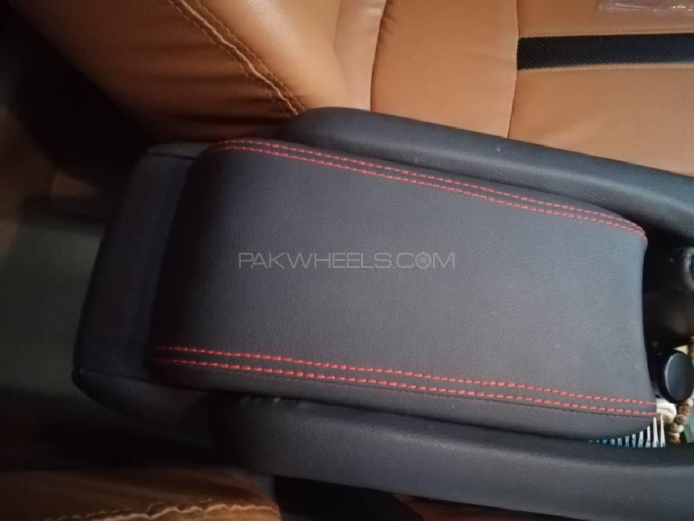 Honda Civic 2018 for Sale in Multan Honda Civic 2018 for Sale in Multan Image-8
