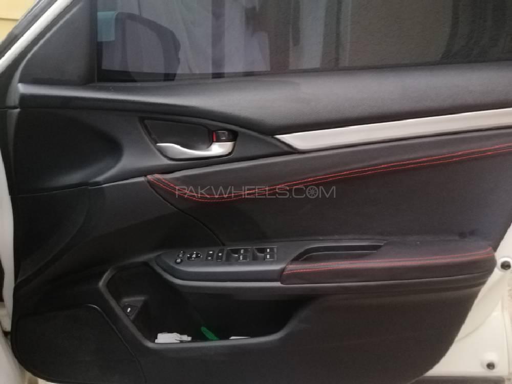 Honda Civic 2018 for Sale in Multan Honda Civic 2018 for Sale in Multan Image-7