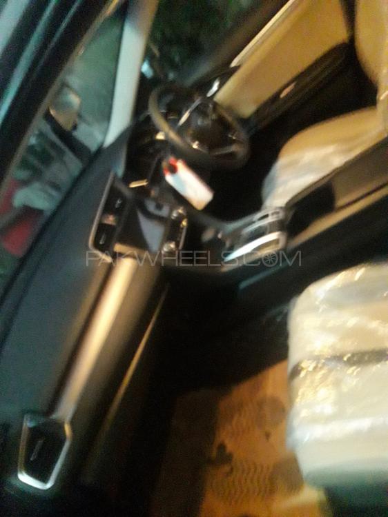 Honda Civic 2019 for Sale in Lahore Honda Civic 2019 for Sale in Lahore Image-4