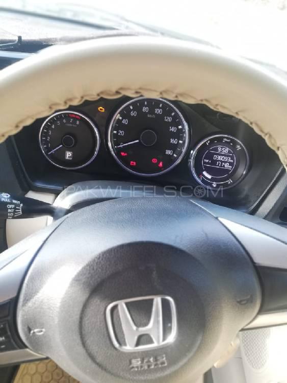 Honda BR-V 2017 for Sale in Multan Honda BR-V 2017 for Sale in Multan Image-5
