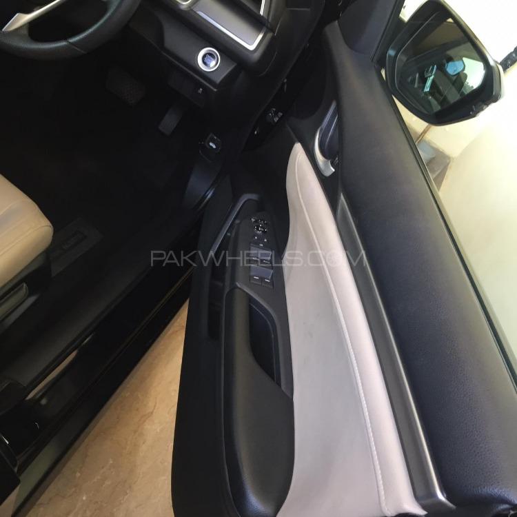 Honda Civic 2016 for Sale in Multan Honda Civic 2016 for Sale in Multan Image-4