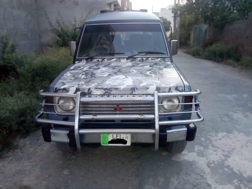 Mitsubishi Pajero 1986 for Sale in Lahore Image-1