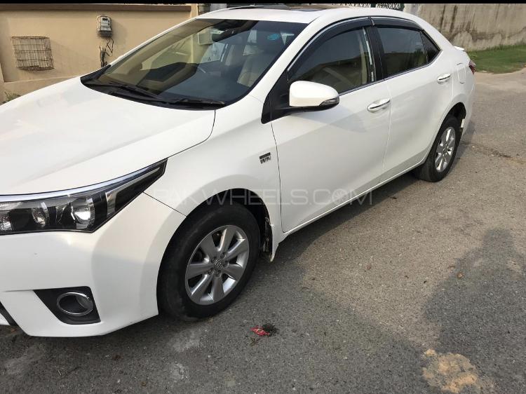 Toyota Corolla 2017 for Sale in Lahore Toyota Corolla 2017 for Sale in Lahore Image-7