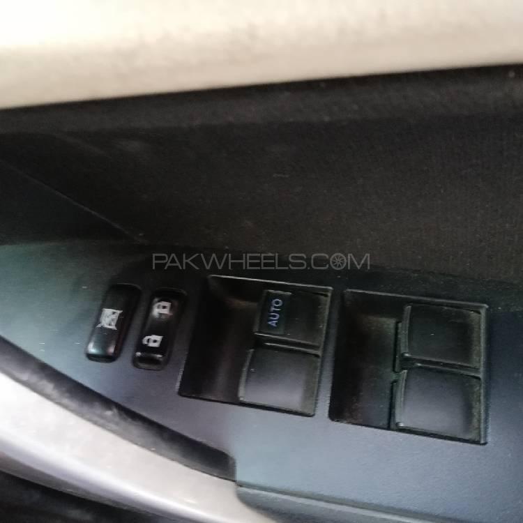Toyota Corolla 2014 for Sale in Lahore Toyota Corolla 2014 for Sale in Lahore Image-4