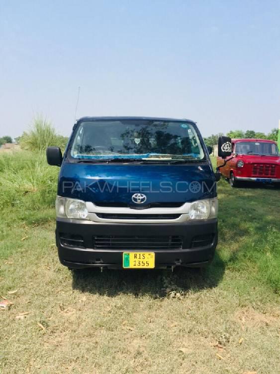 Toyota Hiace 2008 for Sale in Nowshera Image-1