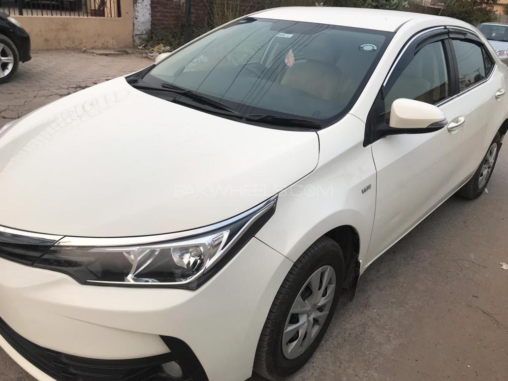 Toyota Corolla 2017 for Sale in Lahore Toyota Corolla 2017 for Sale in Lahore Image-2