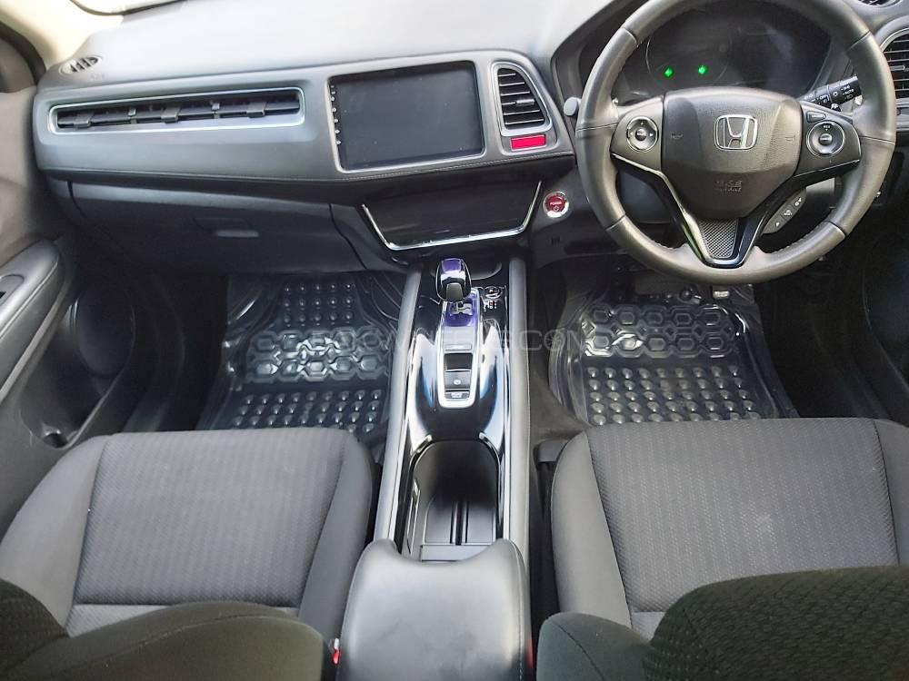 Honda Vezel 2014 for Sale in Islamabad Honda Vezel 2014 for Sale in Islamabad Image-8