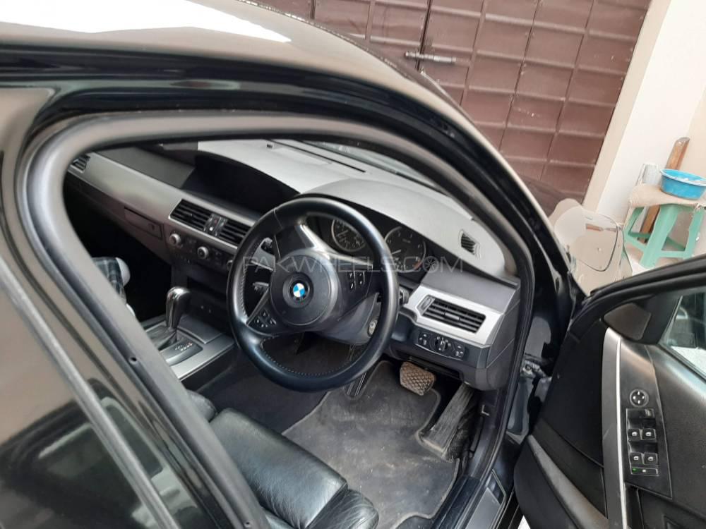 بی ایم ڈبلیو 5 سیریز 2004 for Sale in فیصل آباد بی ایم ڈبلیو 5 سیریز 2004 for Sale in فیصل آباد Image-11