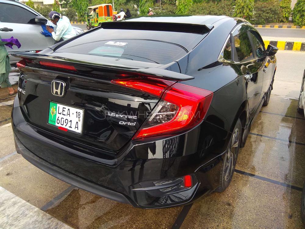 Honda Civic 2018 for Sale in Lahore Honda Civic 2018 for Sale in Lahore Image-12