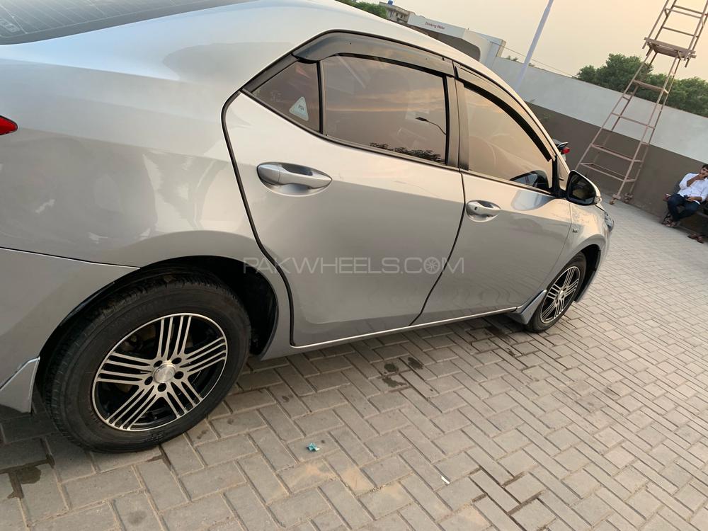 Toyota Corolla 2015 for Sale in Sialkot Toyota Corolla 2015 for Sale in Sialkot Image-8