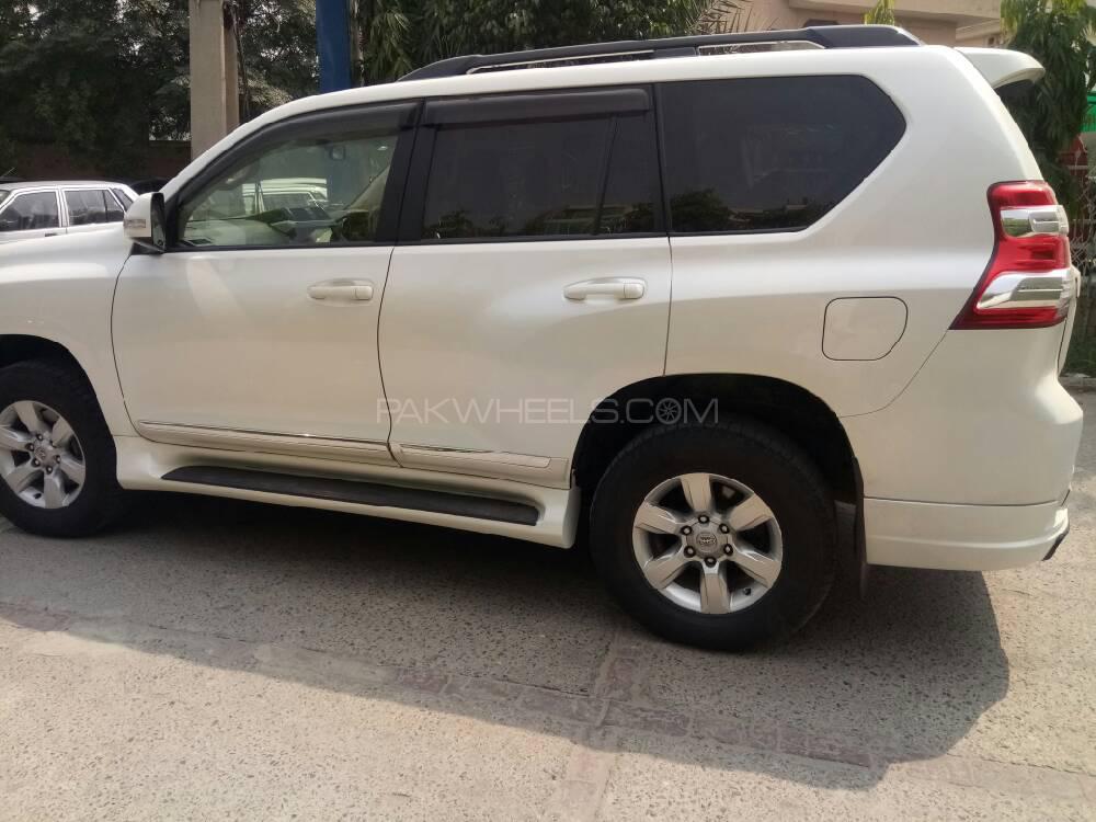 Toyota Prado 2014 for Sale in Lahore Toyota Prado 2014 for Sale in Lahore Image-12