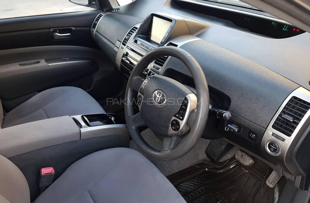 Toyota Prius 2010 for Sale in Islamabad Toyota Prius 2010 for Sale in Islamabad Image-6