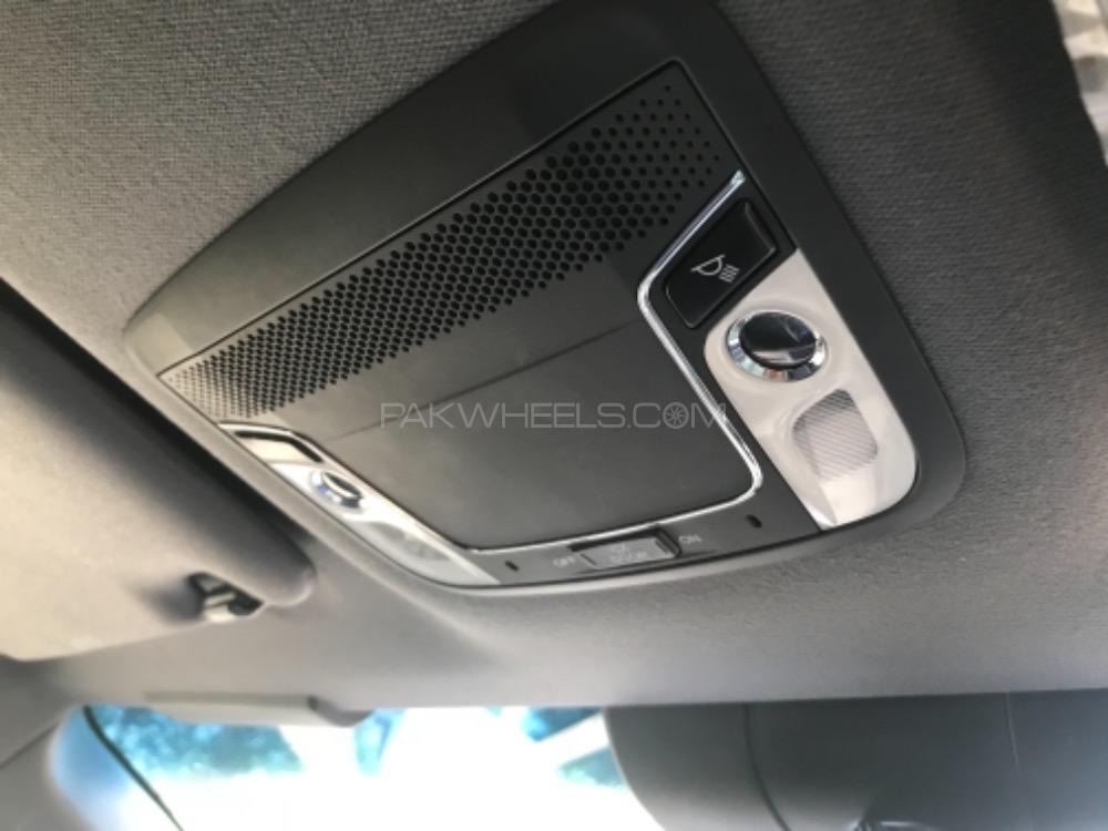 Honda Vezel 2016 for Sale in Rawalpindi Honda Vezel 2016 for Sale in Rawalpindi Image-17