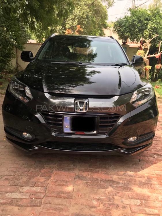 Honda Vezel 2016 for Sale in Rawalpindi Honda Vezel 2016 for Sale in Rawalpindi Image-16