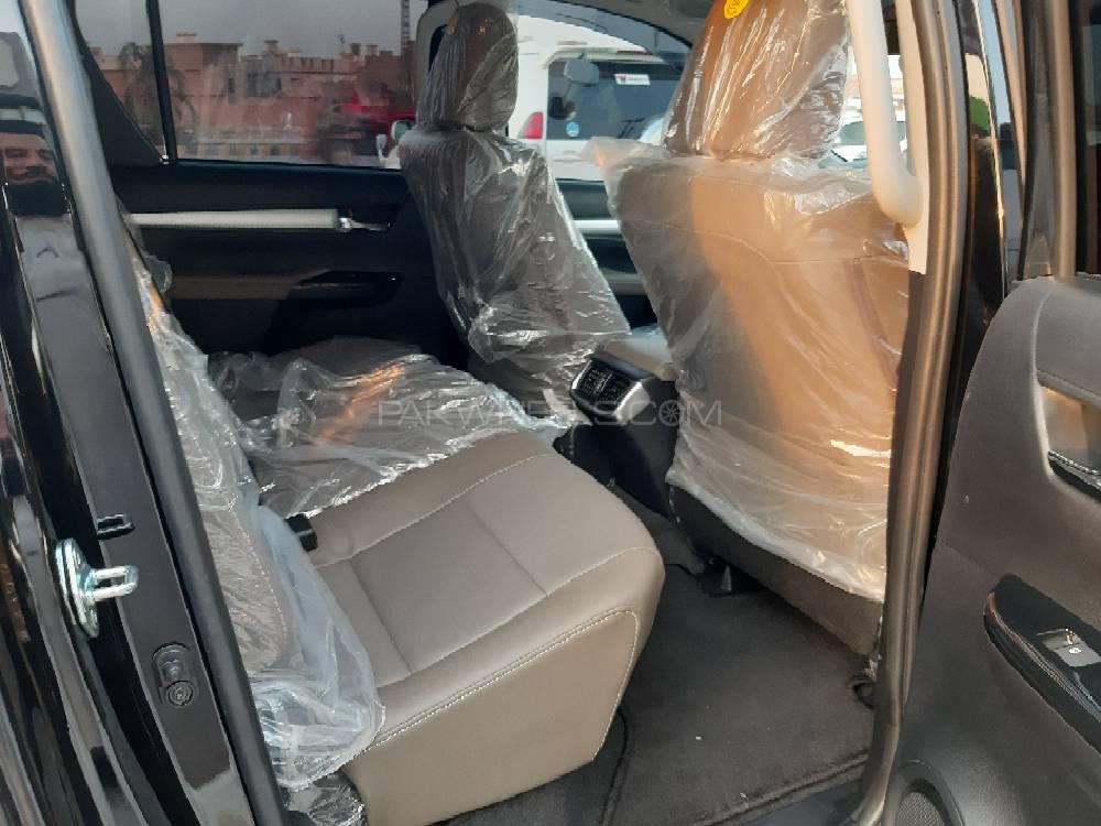 Toyota Hilux 2019 for Sale in Peshawar Toyota Hilux 2019 for Sale in Peshawar Image-5