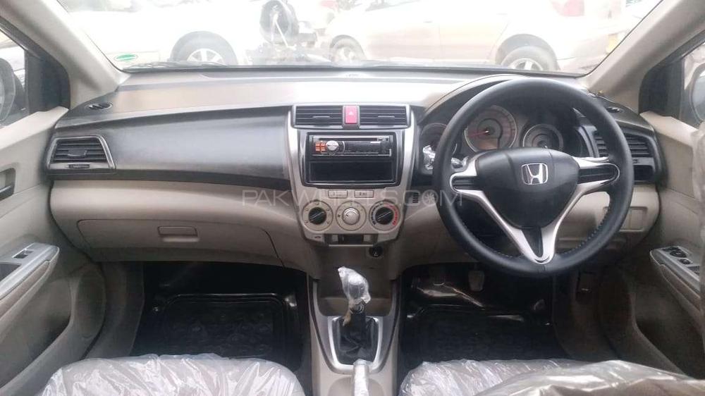 Honda City 2013 for Sale in Karachi Honda City 2013 for Sale in Karachi Image-14