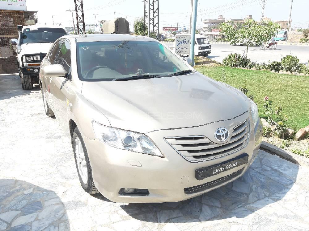 Toyota Camry 2006 for Sale in Peshawar Image-1